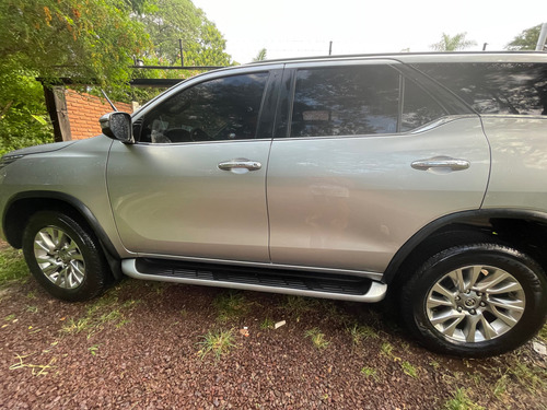 Toyota Hilux SW4 2.8 Srx 177cv 4x4 7as