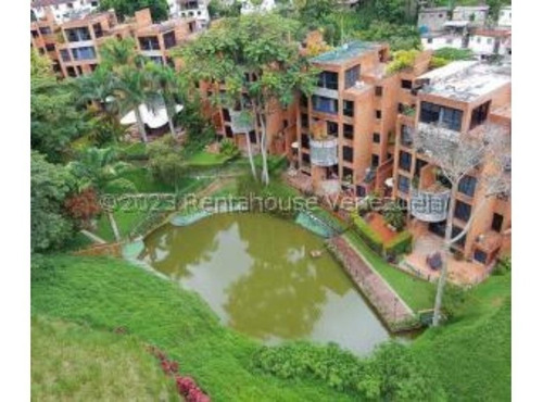 #23-28565  Precioso Townhouse En La Boyera 