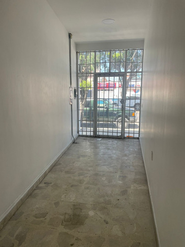 Local Con Departamento En Venta En Las Reynas Irapuato,gto.