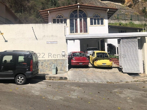  Ubicada En La Urbanización Colinas De Bello Monte Casa En Venta