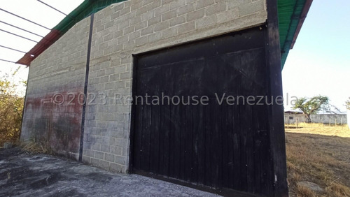 Galpones En Venta En El Cuji Barquisimeto Lara -- %%m-c-t%% Cod. 23 Guion 2 3 2 0 0