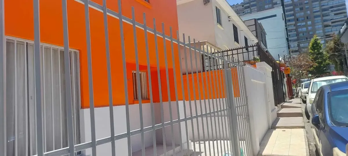Imagen 3 de 10 de Casa 4 Dormitorios Pasaje Carrera Central (176153)