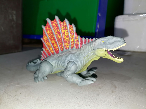 Jurassic World Dimetrodon (Usado)