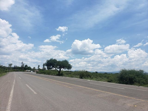 Imagen 12 de 14 de Qh5 4371 Terreno 3,000 M2 Para Gasolinera Querétaro-celaya