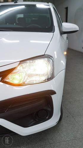 Imagen 8 de 21 de Toyota Etios X 1.5 M/t 2019