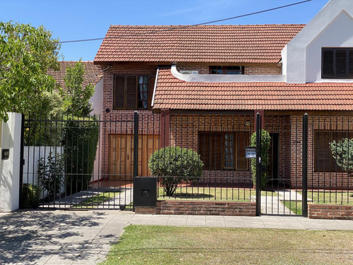 Casa En Venta En José Marmol
