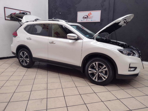 Imagen 3 de 12 de Nissan X-trail 2018 2.5 Advance 2 Row Cvt