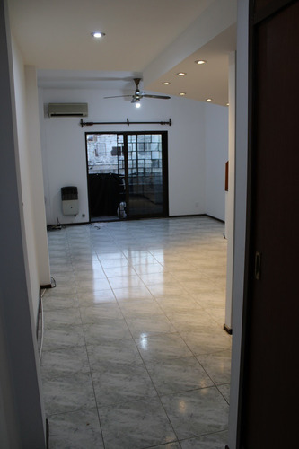Imagen 10 de 14 de Ph En Venta En Valentín Alsina