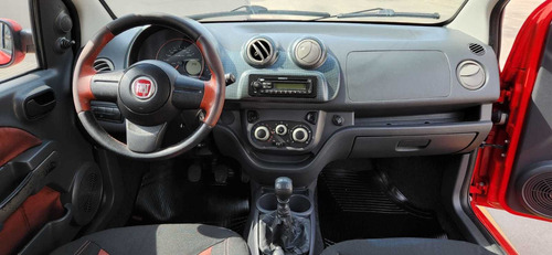 Imagem 9 de 14 de Fiat Uno Sporting 1.4 8v