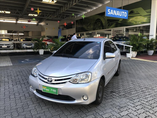 Imagem 1 de 6 de Etios 1.5 Xs Sedan 16v Flex 4p Manual