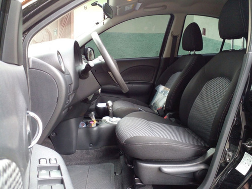 Imagem 14 de 14 de Nissan March S 1.0 16v Flex Completo 2017 Preto