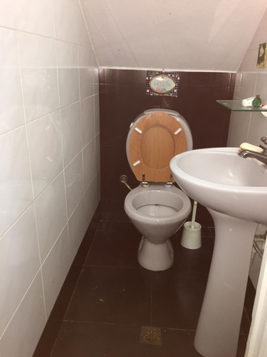 Venta Casa 3 Dormitorios La Blanqueada. Impecable Estado