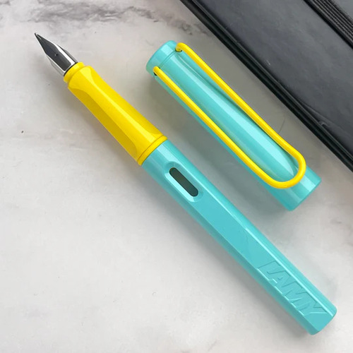 Pluma Estilográfica Lamy Safari Pina Colada Tinta Azul Exterior Celeste/amarillo