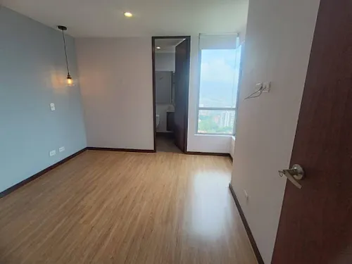 Apartamento En Arriendo Loma Del Esmeraldal 1092-2783
