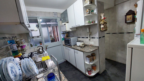 Departamento 4 Amb En Flores Excelente Ubicacion