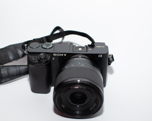 Imagen 1 de 5 de Cámara Sony A6000