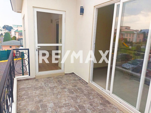 Casa En Venta En Real De Arcos, Casa En Condominio En Venta En Metepec