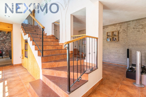 Imagen 6 de 23 de Casa En Venta En Privada Con Acceso Controlado En Pedregal De Vista Hermosa Queretaro