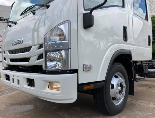 Imagen 13 de 17 de Isuzu Npr75 Doble Cabina 7 Pasajeros + 6toneladas 0km My2023