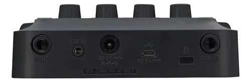 Pedal de efecto Zoom G1 Four negro | Cuotas sin interés