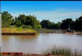 Villanueva Terreno Con Costa Al Rio En Barrio Cerrado San Juan !!