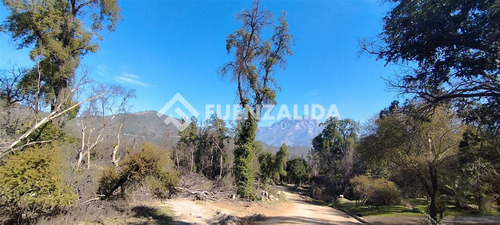 Parcela De 5.252 Mt2 Con Cabaña Urbanizada De 61mt2