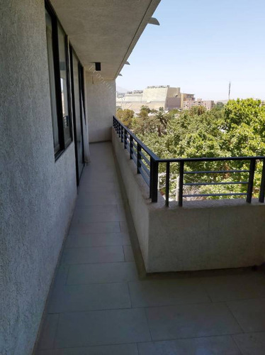 Departamento Moderno En Venta De 2 Dorm. En San Bernardo