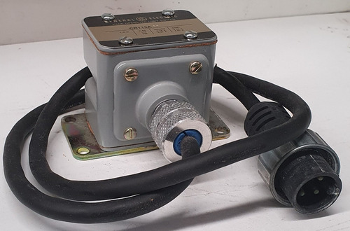 Imagen 1 de 6 de Interruptor Ge De Límite Cr115a27