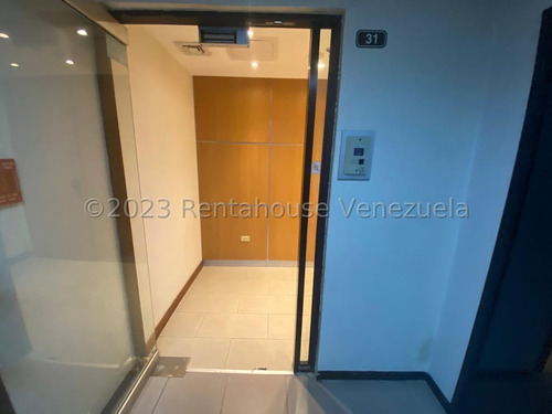 Agradable Oficina En Venta Campo Alegre Amc