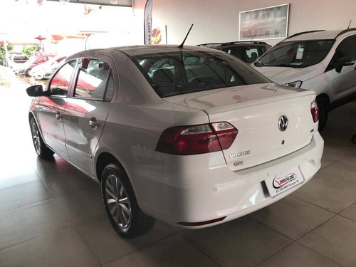 Volkswagen Voyage 1.6 Mi Highline 8v Flex 4p Manual