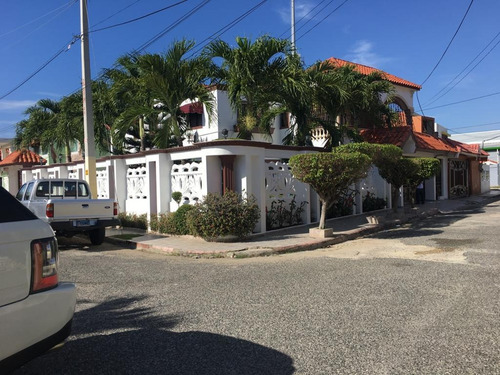 Imagen 10 de 14 de Vendo Casa En El Residencial Turístico Sans Souci
