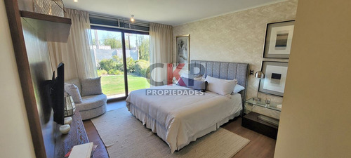 Casa Estilo Chilena En Condominio