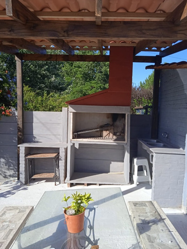Imagen 4 de 15 de Casa En Atlántida, Barrio Jardín. Excelente Ubicación