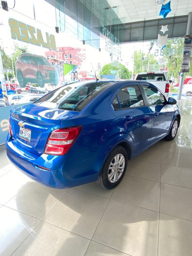 Imagen 6 de 15 de Chevrolet Sonic 2017 1.6 Lt Mt