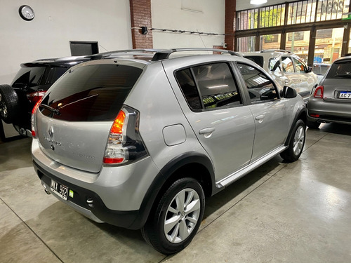 Renault Sandero Stepway Privilege 2013