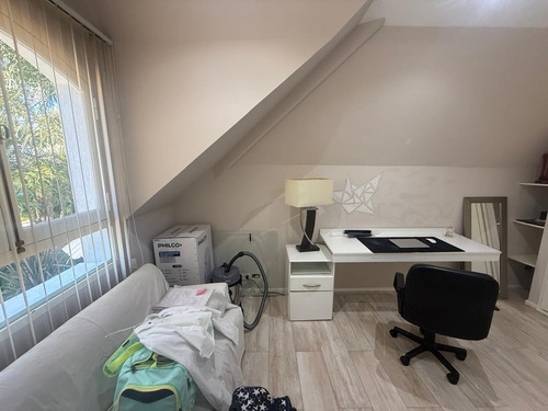 Casa En Venta En Saint Thomas Norte, Canning Con Lote Doble