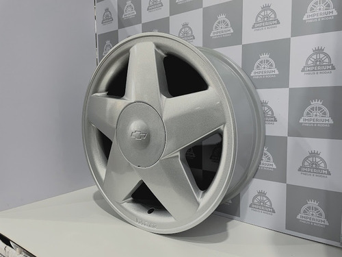 Imagem 4 de 4 de Jogo De Roda Wind Calibra Aro 17 4x100 Volcano