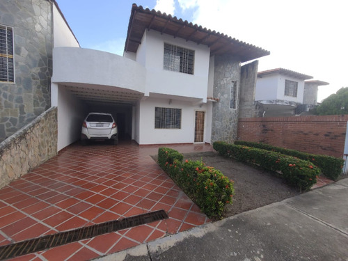 Townhouse En Venta En La Morita I Maracay Jb