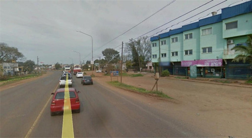 Espectacular Lote Con Casa En Venta, Sobre Ruta 12.-