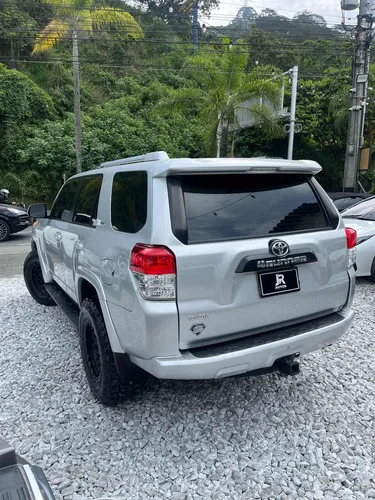 Toyota 4Runner 4.0 Sr5 Automática