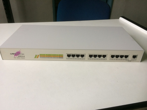 Hub Repetidor Ethernet De 12 Puertos Lantronix Lfr-12-a