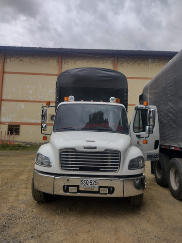 Freightliner  2014, 224 Mil Kmts