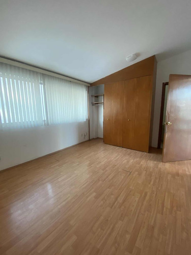 Casa En Venta En La Virgen, Metepec