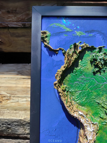 Quadro América Do Sul - Mapa 3d Colorido Com Relevo Realista