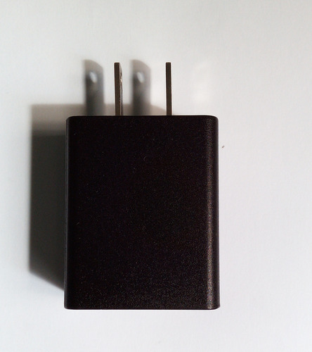 Cargador / Adaptador De Corriente Para Tablet Linsay (Usado)