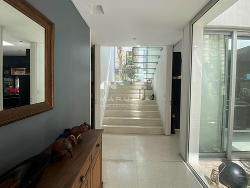 Casa En Venta Y Alquiler A La Laguna, Con 3 Dormitorios. Barrio Santa Bárbara, General Pacheco, Tigre.