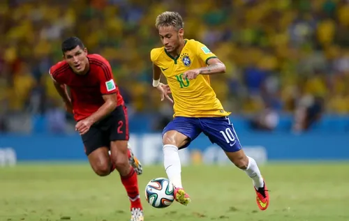 Chuteira Nike Hypervenom Phantom Sg Trava Mista 41 Neymar