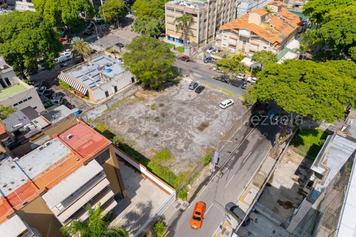 Terreno En Venta Las Mercedes #24-29084 K.f