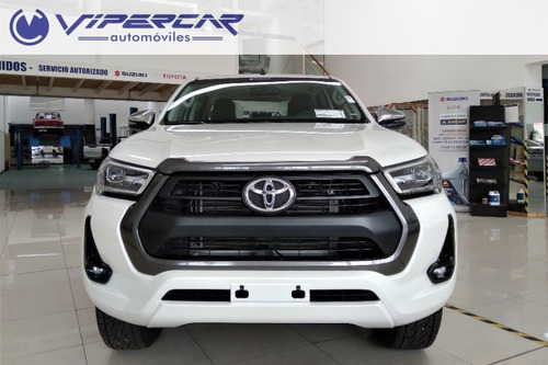 Imagen 2 de 14 de Toyota Hilux Srv 2.7 2023 0km