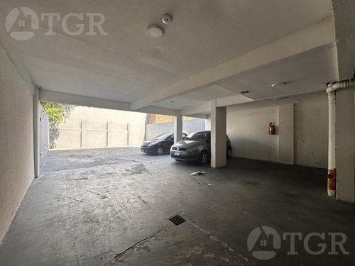 Venta Departamento Monoambiente Con Cochera Cubierta En Caseros